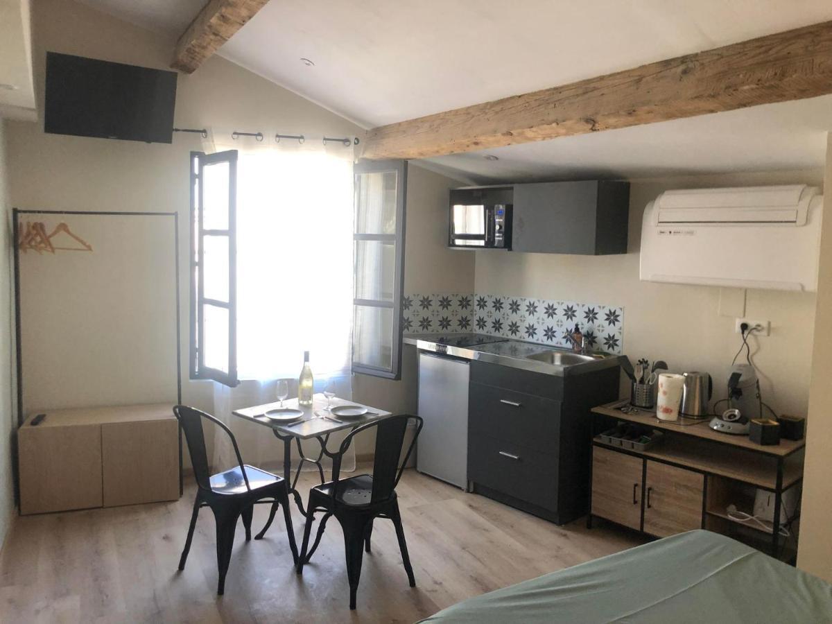 Arles: Studio De La Place エクステリア 写真